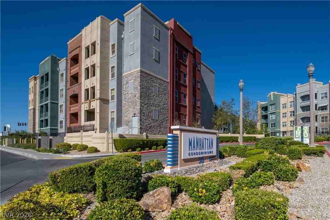 62 E Serene Ave #324