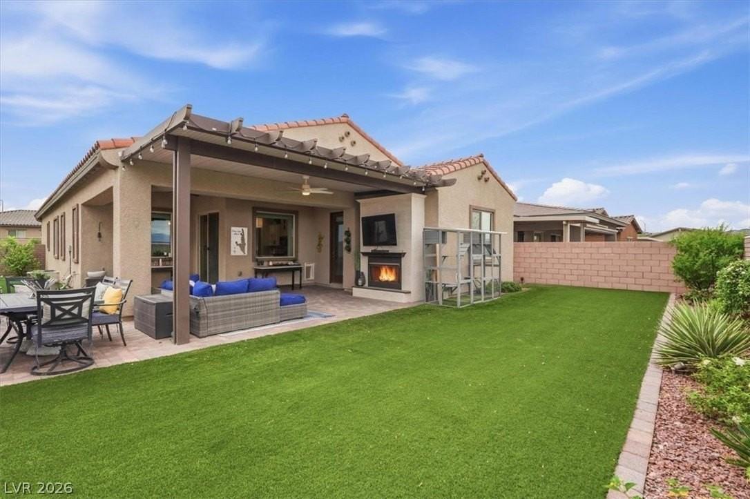 246 Tallis Hills Ave - Photo 2 of 37