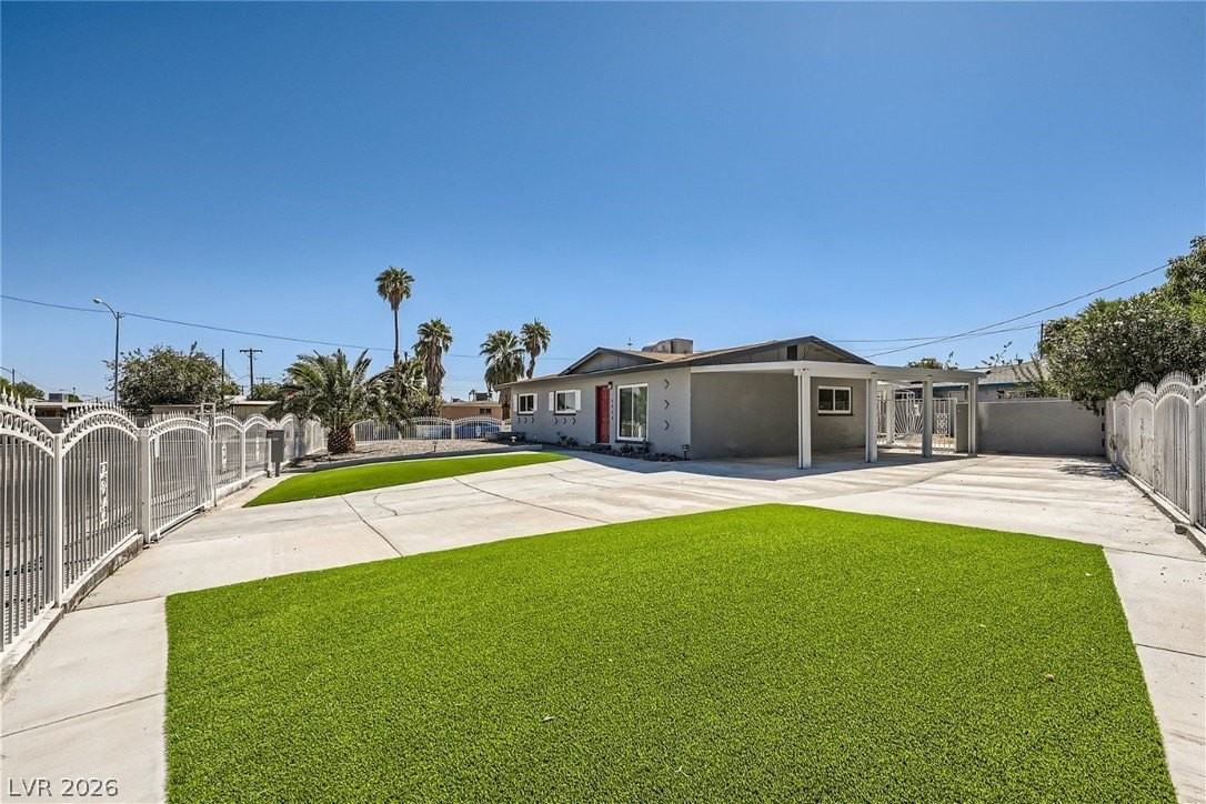 4820 Marnell Dr - Photo 2 of 20