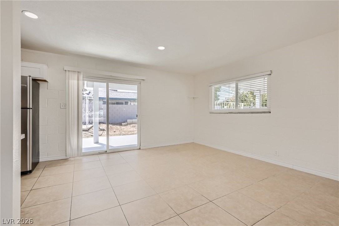 4820 Marnell Dr - Photo 6 of 20