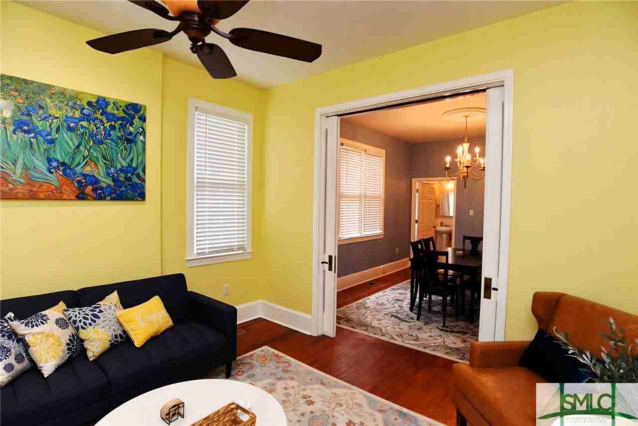 519 E 37th St - Photo 6 of 28