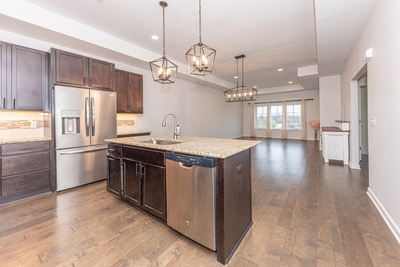 5518 Arbor Chase Dr - Photo 5 of 20