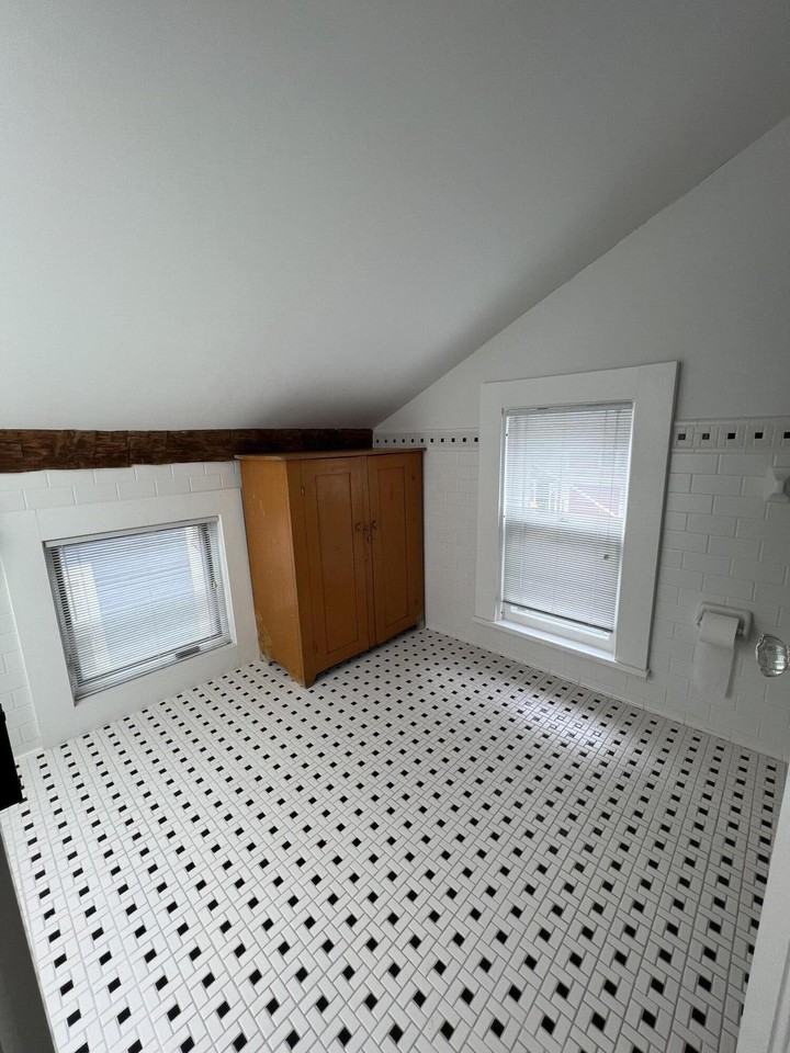 310 2nd St - Photo 3 of 47