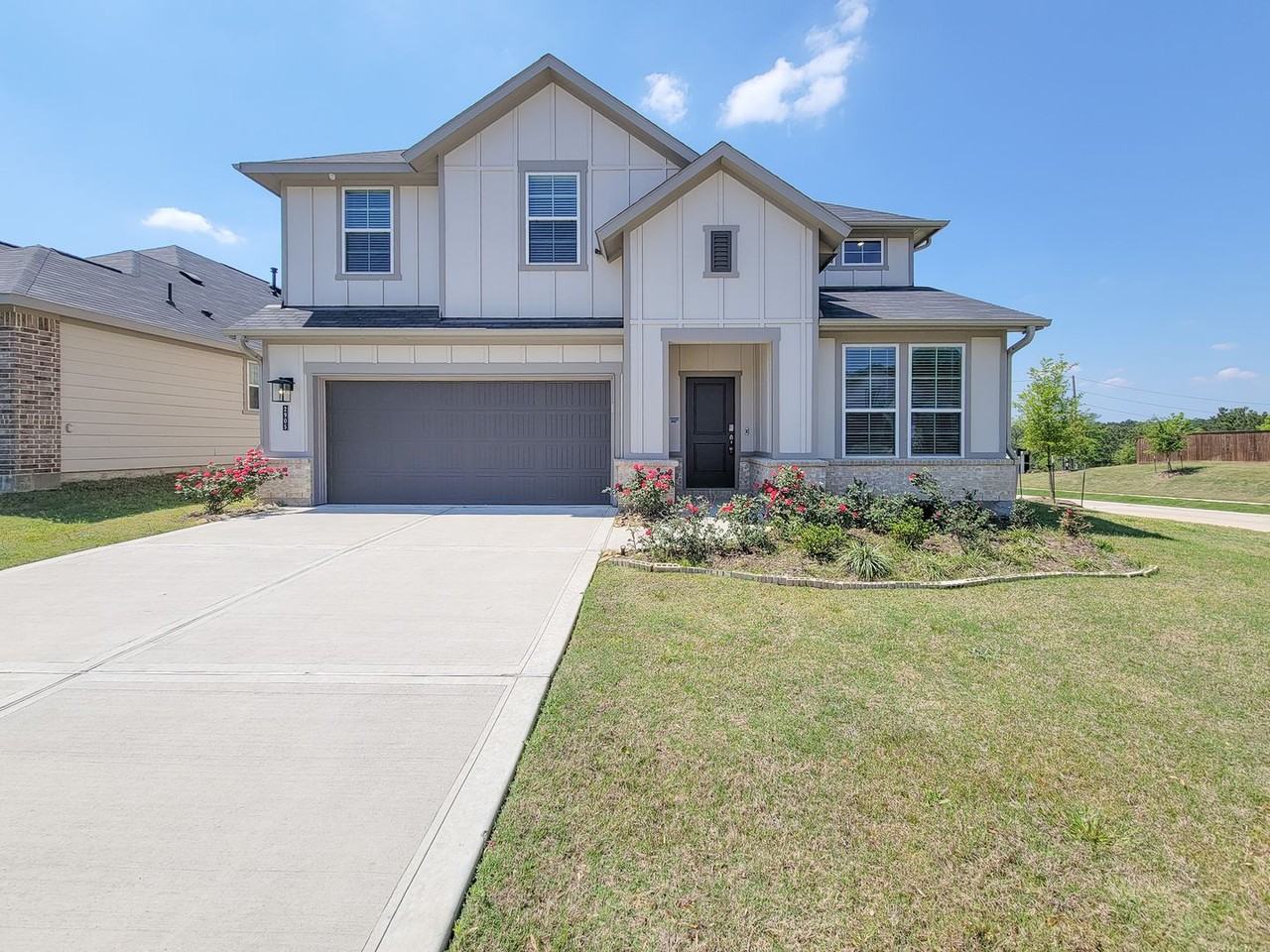 2905 Terrace Grove Dr - Photo 2 of 50