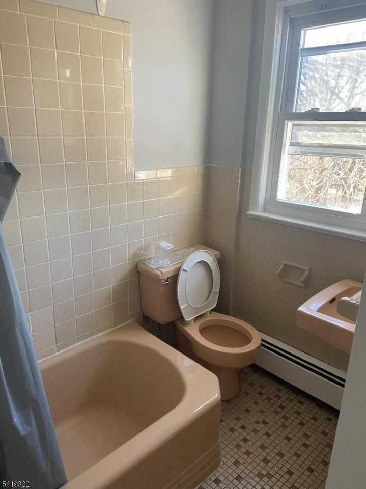 107 Church St - Photo 5 of 5