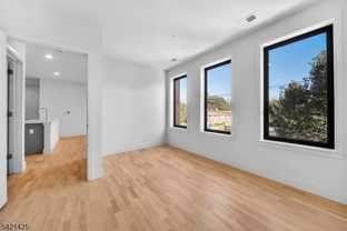 1037 Amboy Ave - Photo 1 of 1