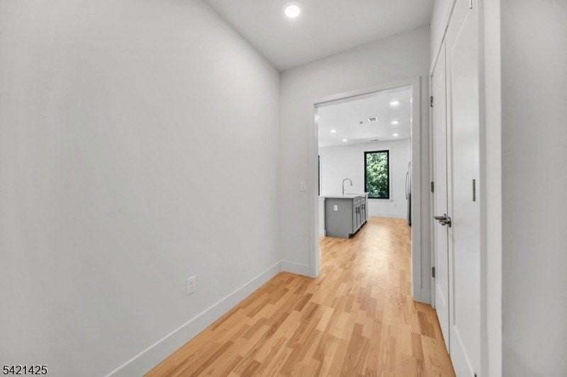 1037 Amboy Ave - Photo 2 of 5