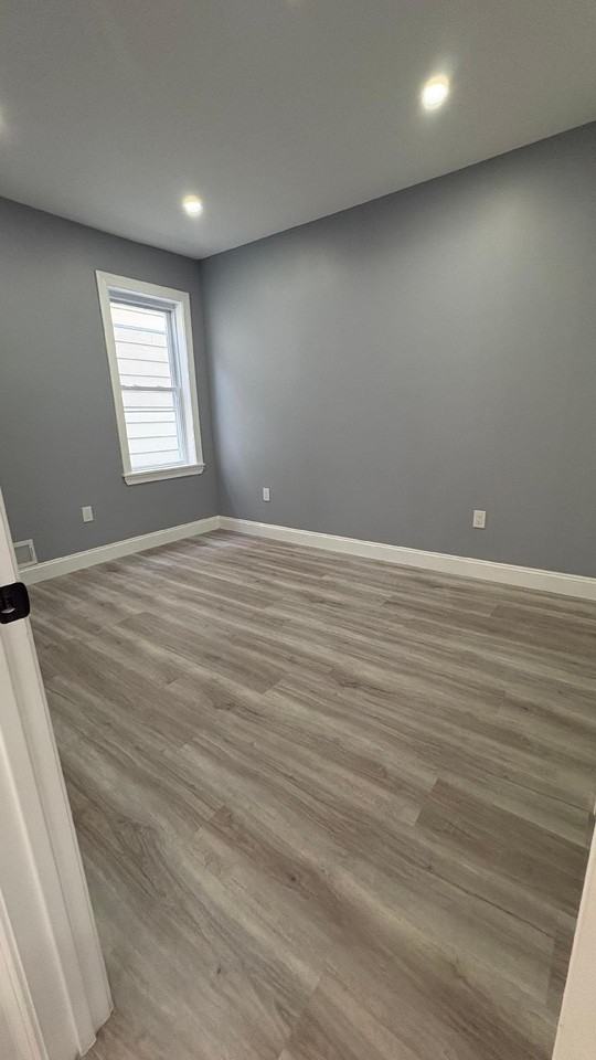 128 W 30th St #1 - Photo 7 of 11