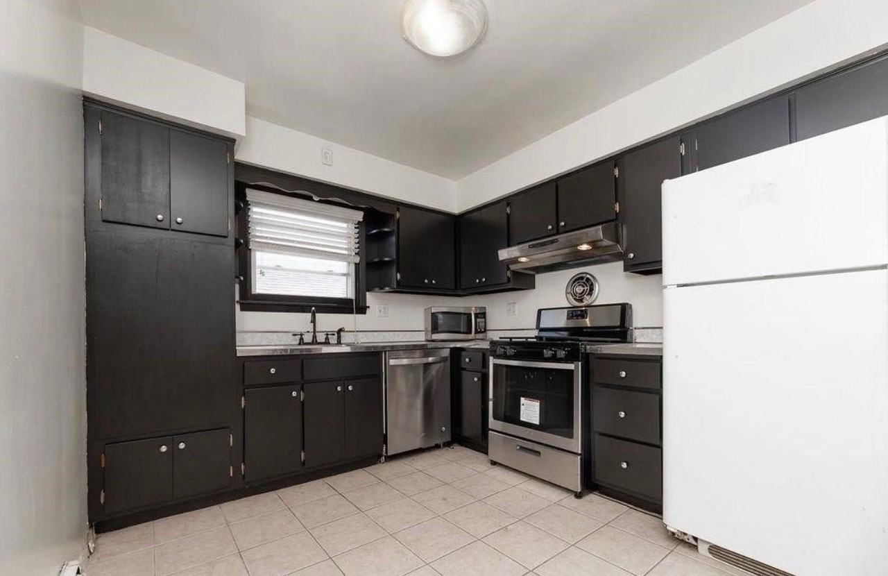 108 Evergreen St #2 - Photo 5 of 6