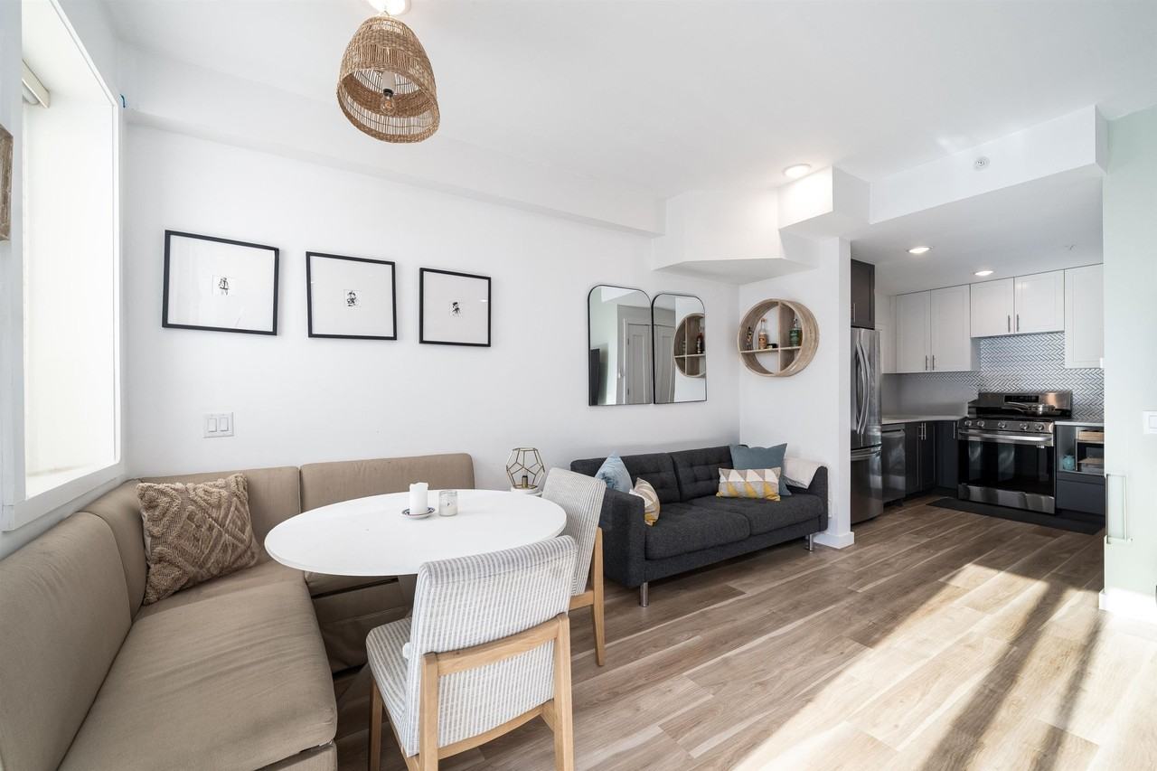 83 Waverly St #1 - Photo 3 of 19