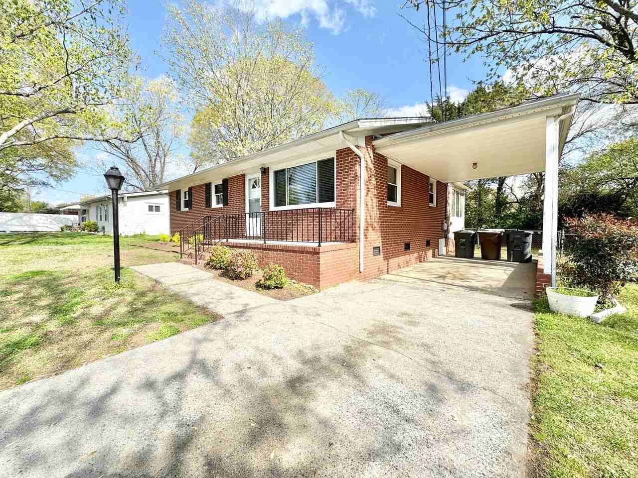 2307 Westhaven Dr - Photo 2 of 18