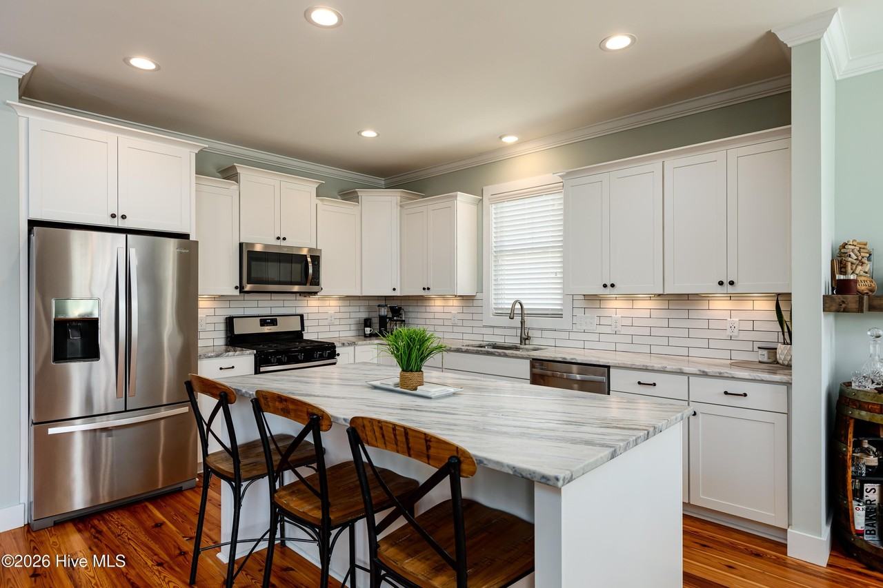 150 Manning Sq - Photo 6 of 36