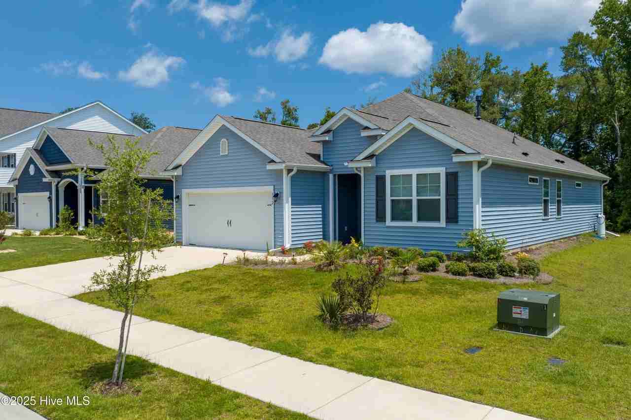 332 Edgewater Way - Photo 3 of 25