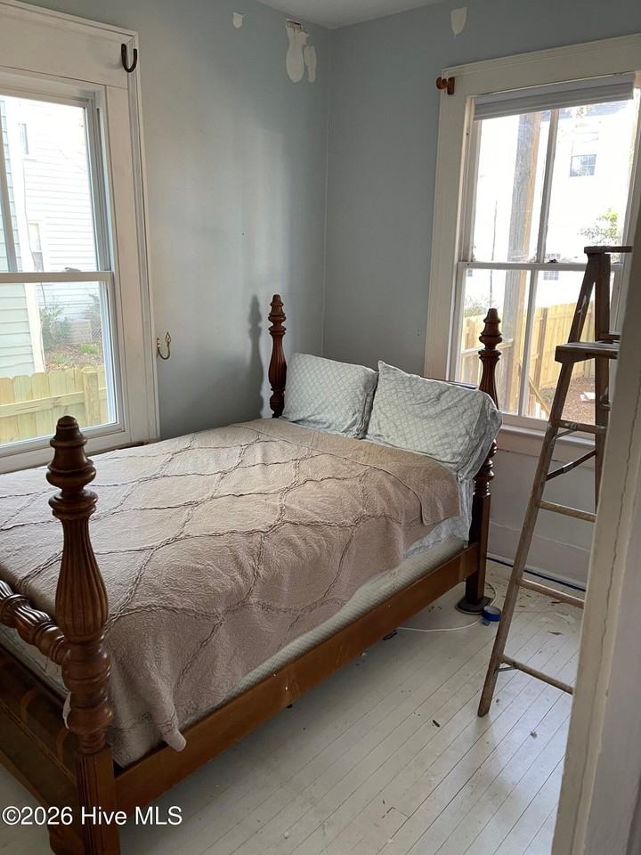 805 Ann St Apt B - Photo 7 of 28