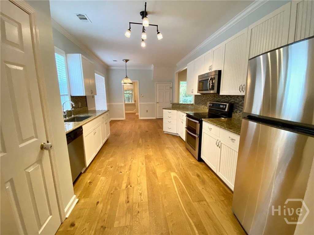 13 Silver Oak Ct - Photo 5 of 33