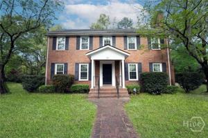 featured image of 807 Kings Rd