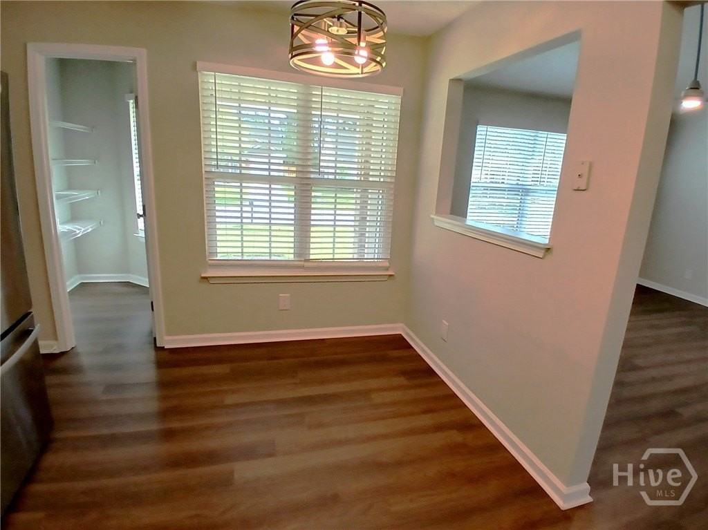 2030 Rushing St - Photo 7 of 17