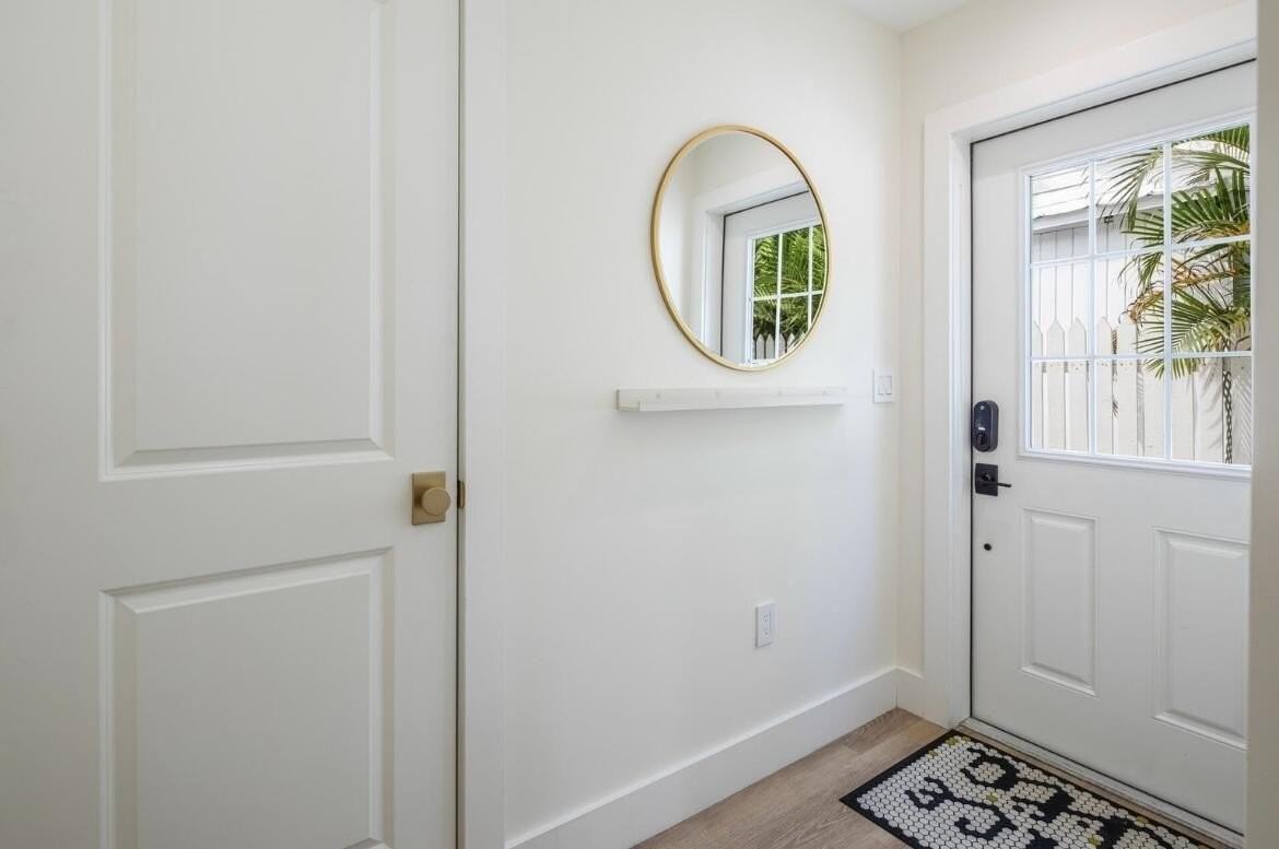 311 Amelia St #1 - Photo 5 of 7