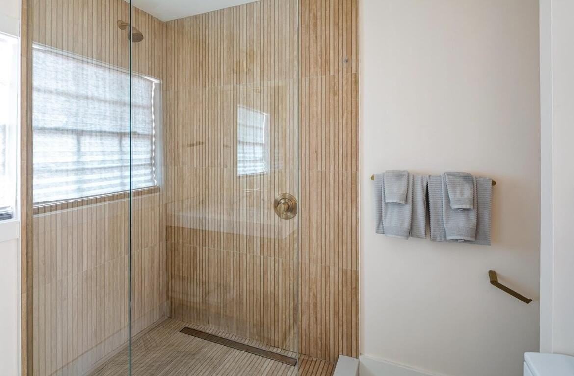 311 Amelia St #1 - Photo 7 of 7