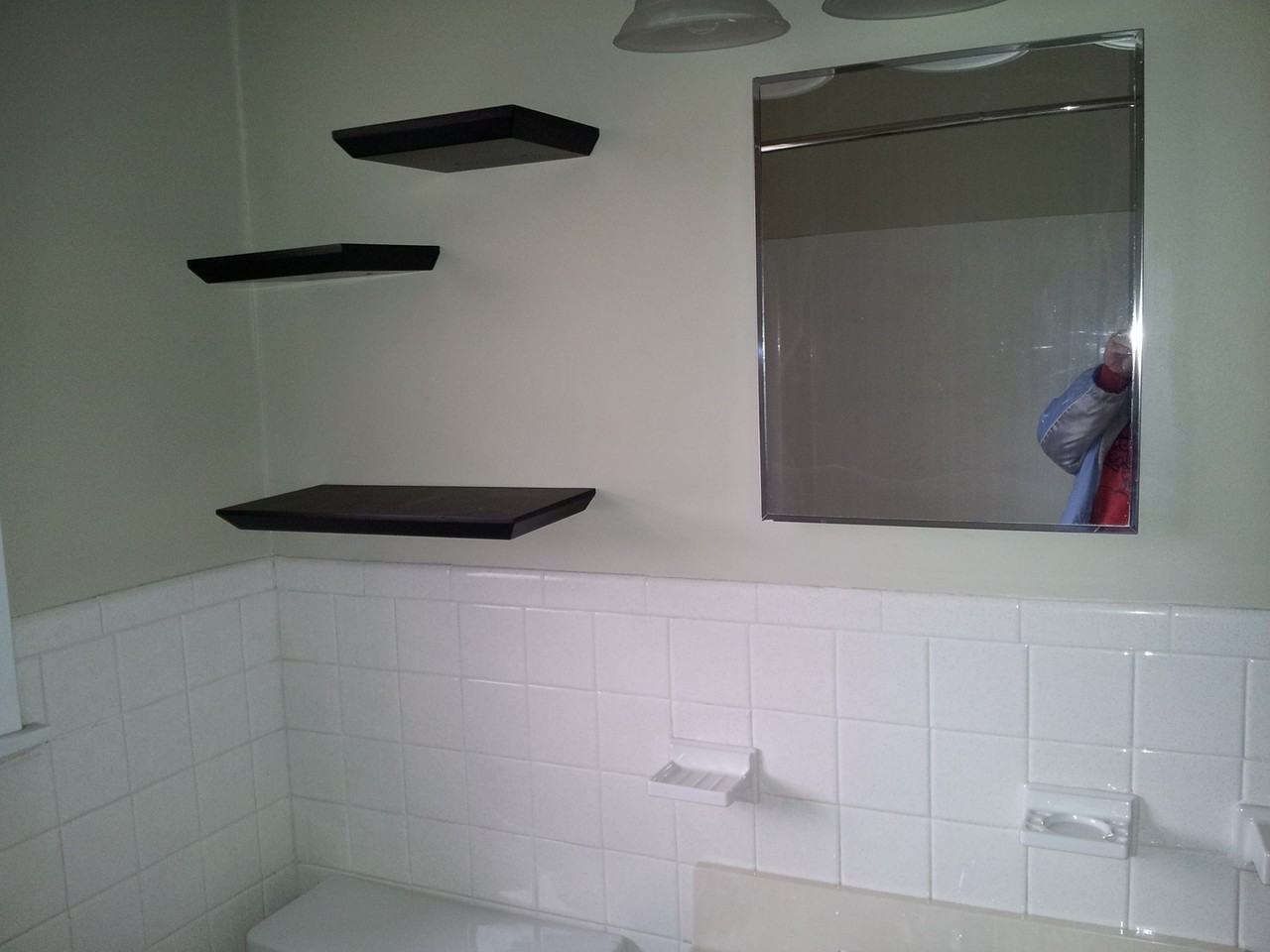 1016 Christopher St - Photo 7 of 10