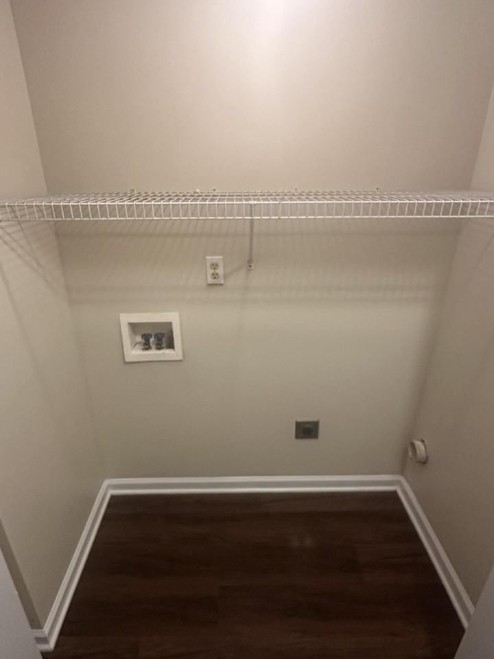 2005 River Rdg Apt 3 - Photo 6 of 50