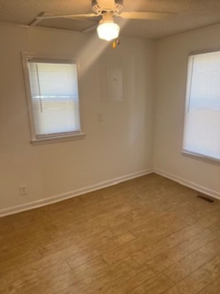 1508 Bay St - Photo 7 of 18