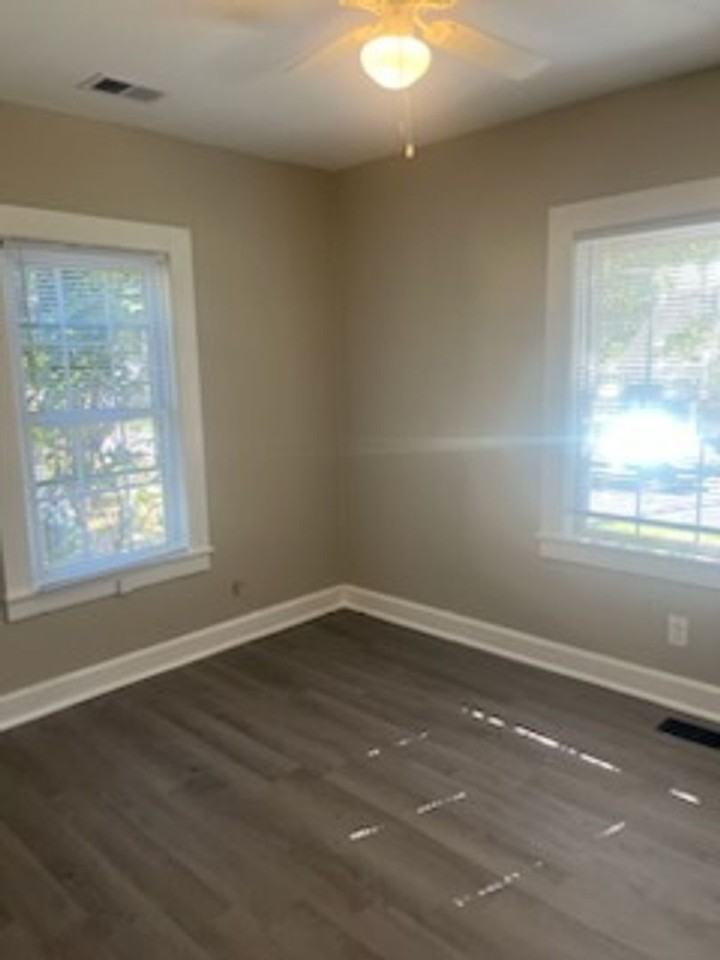 208 Linwood Dr - Photo 4 of 7