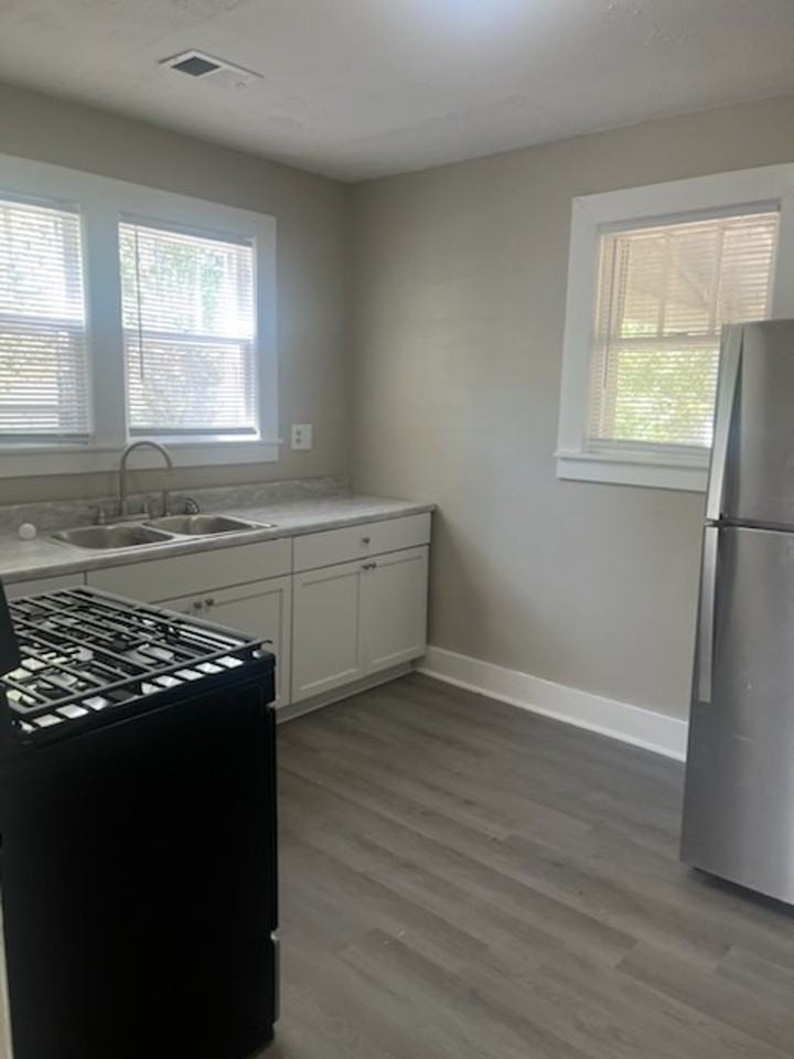 208 Linwood Dr - Photo 6 of 7