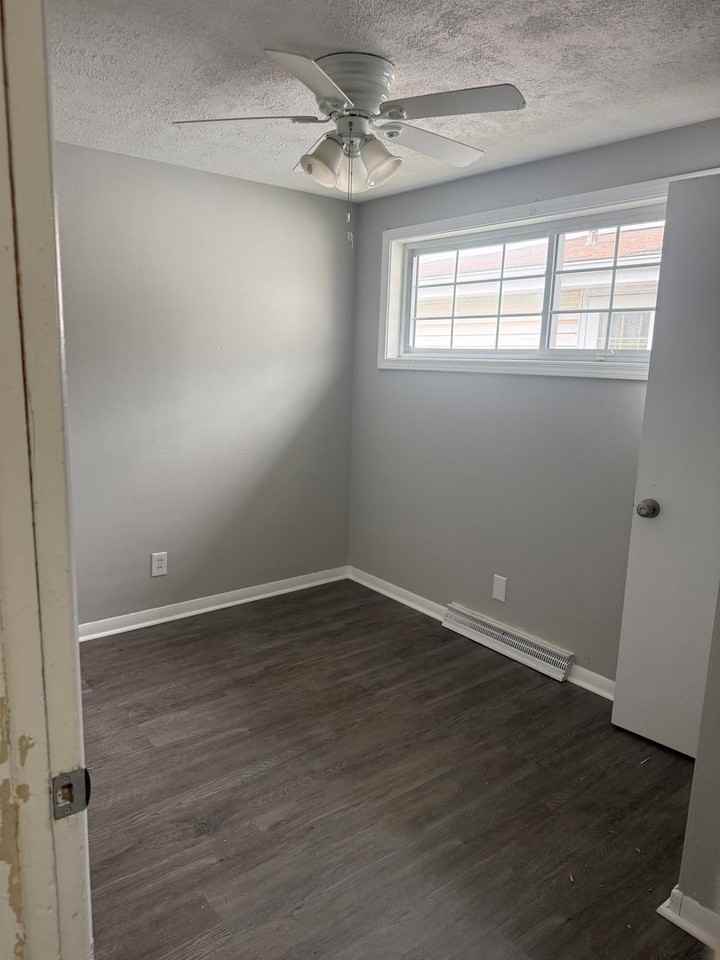 1229 Euclid Ave - Photo 5 of 7