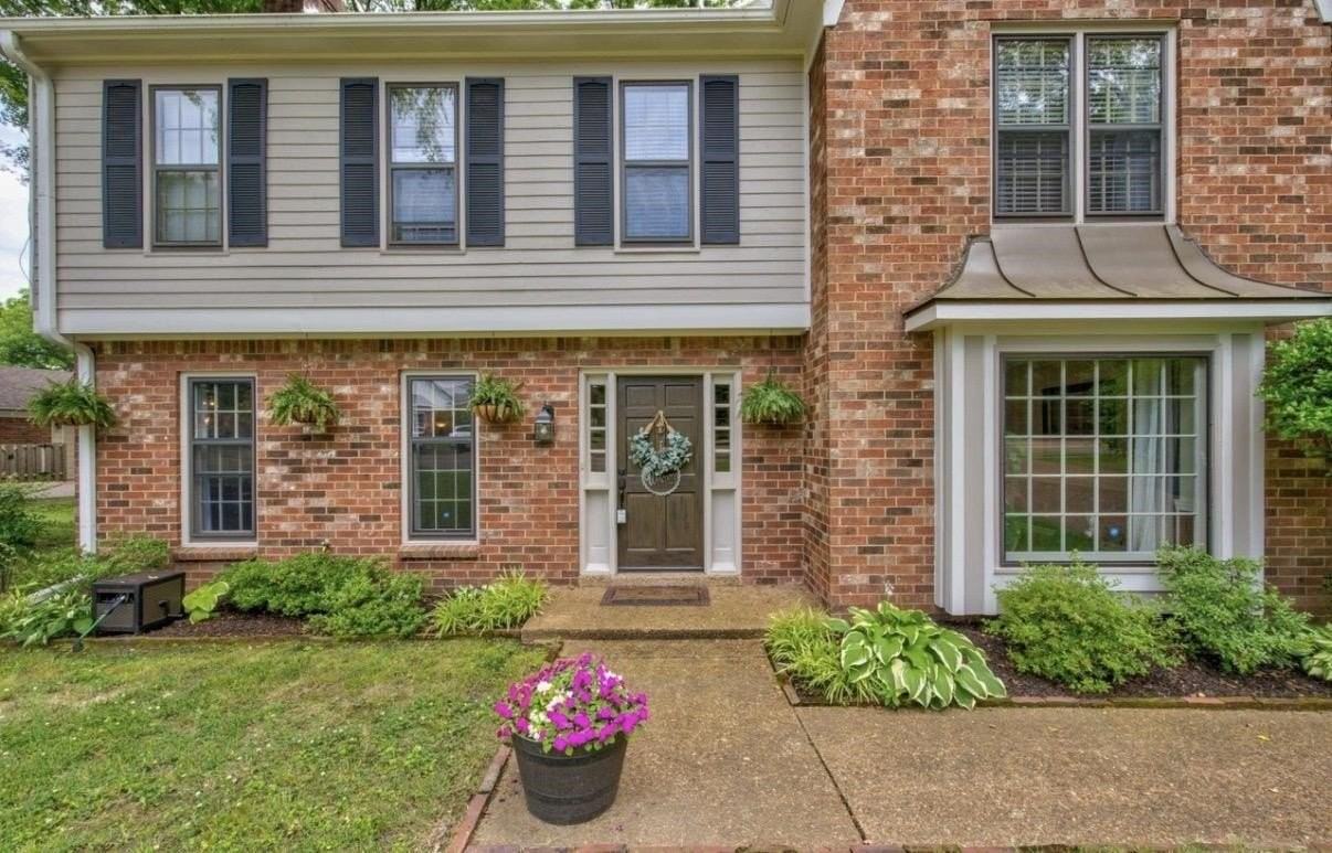 8327 Poplar Pike - Photo 2 of 23