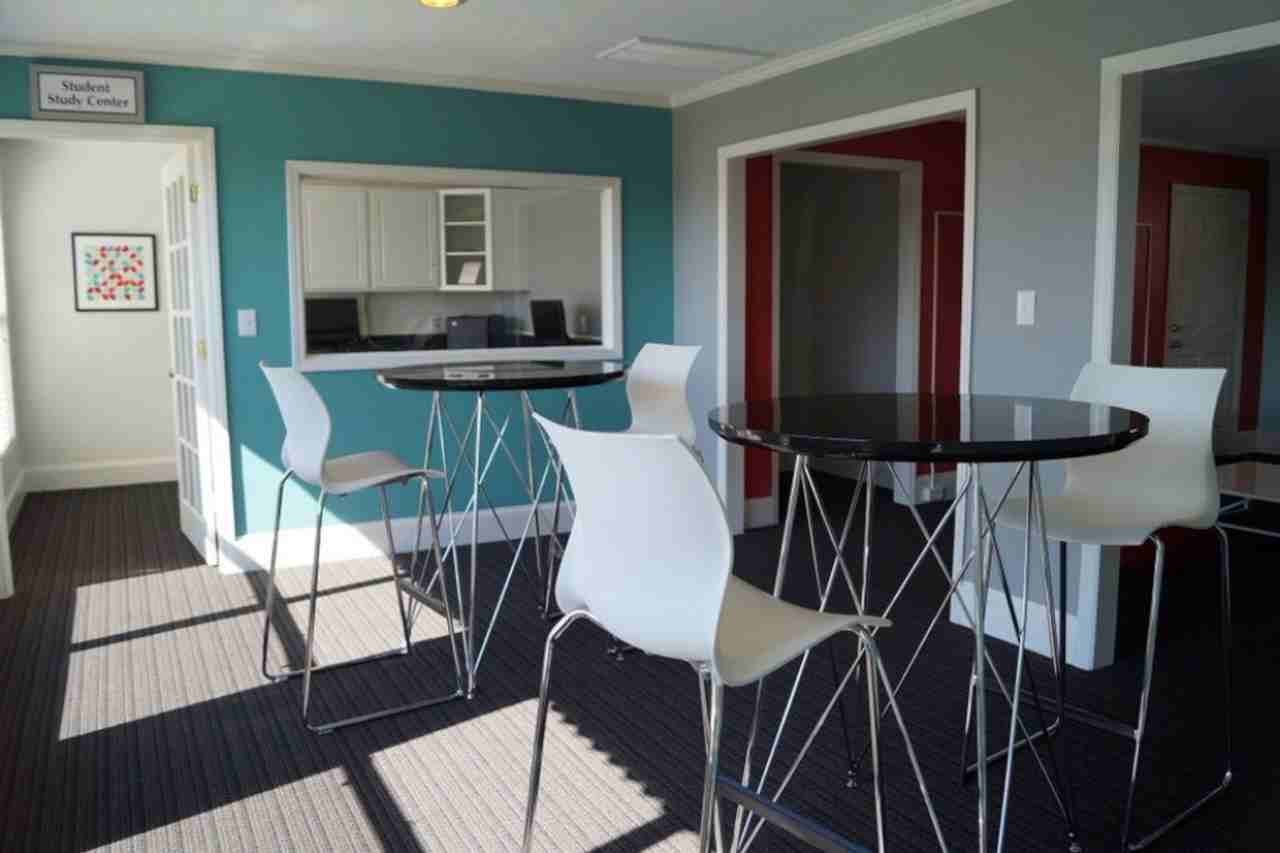 Stone Ridge Apartments - Photo 6 of 50