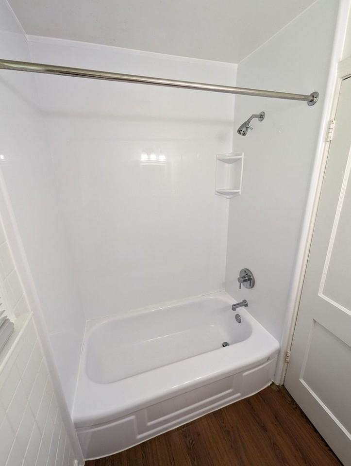 933 Foley Dr - Photo 4 of 10