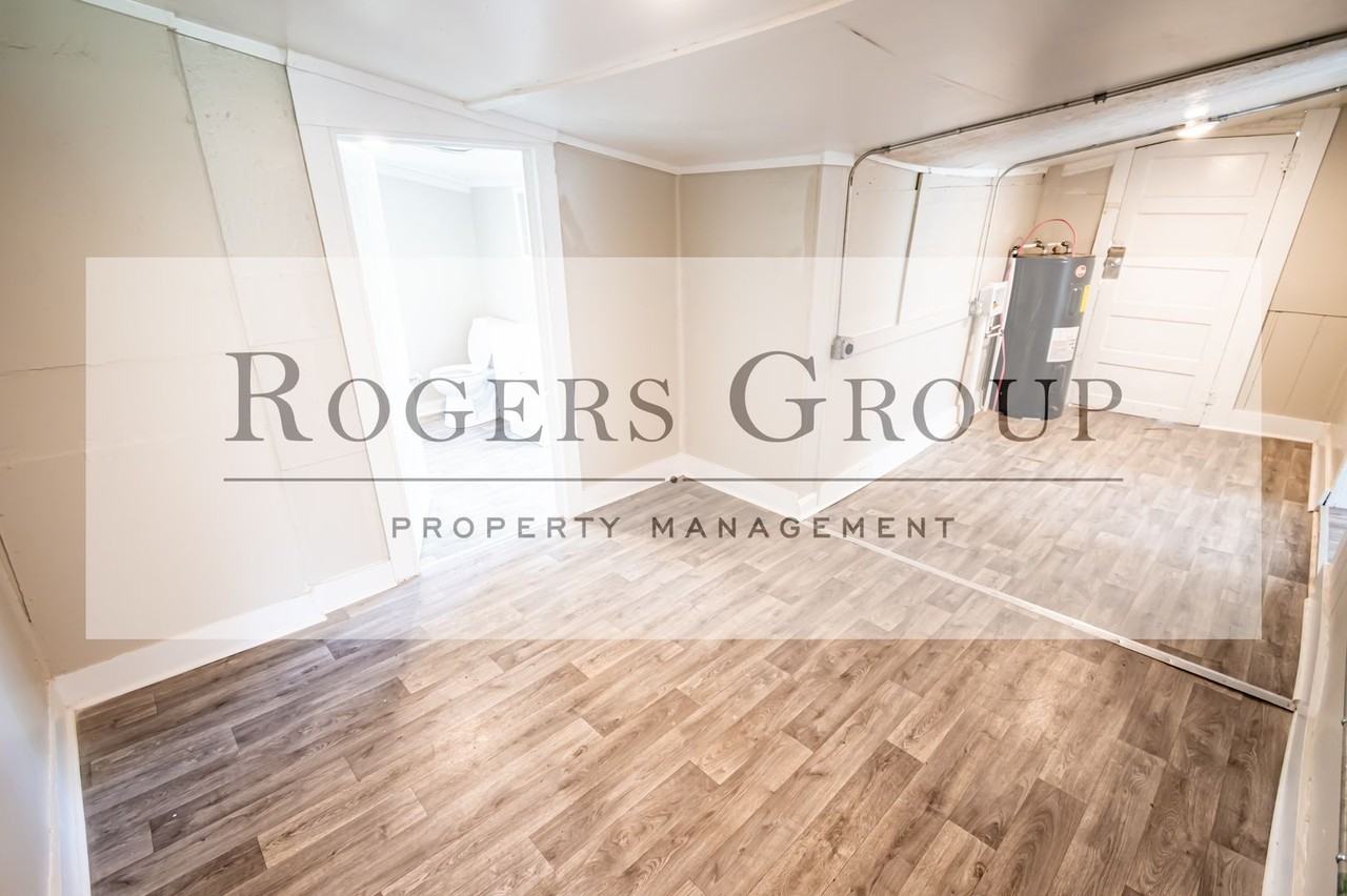 939 Lucy St - Photo 6 of 8