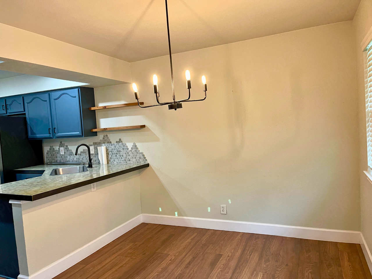 12142 Vista Nogal St - Photo 5 of 15