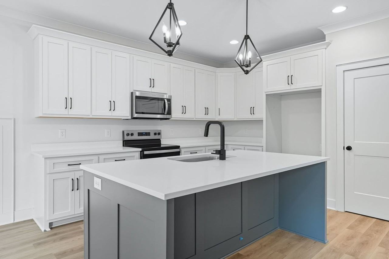 4380 Mccrary Rd - Photo 6 of 21