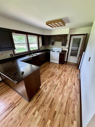 202 W 14th St #1 - Photo 7 of 18