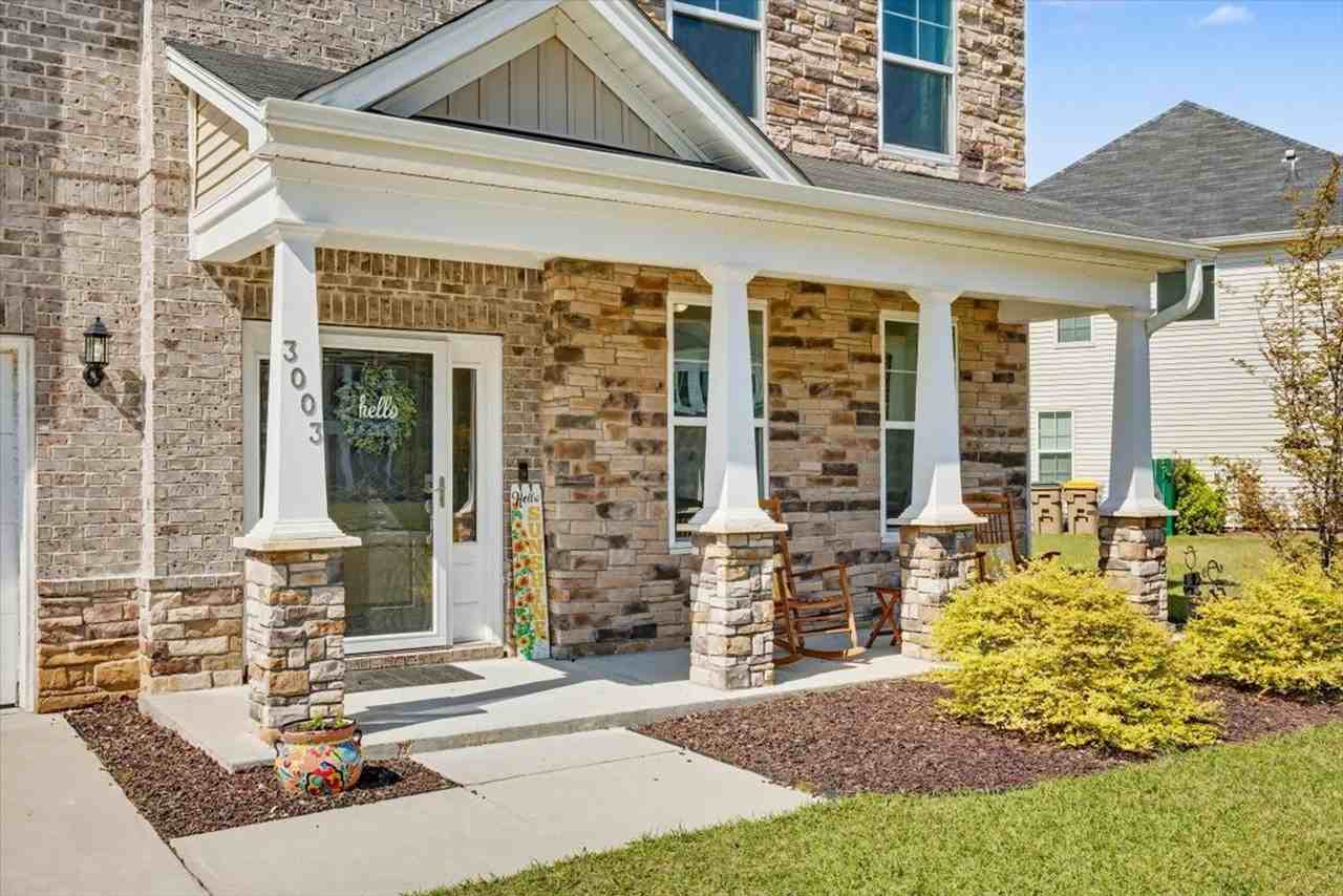 3003 Kingswood Dr - Photo 2 of 50