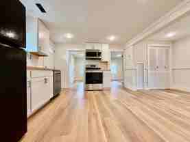 122 N Roosevelt St - Photo 1 of 1