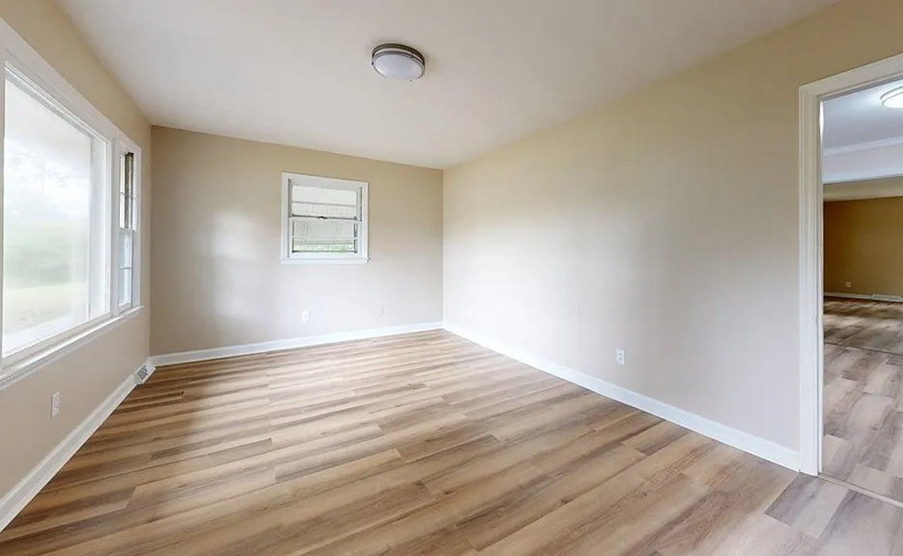 640 Edgewood Dr - Photo 4 of 18