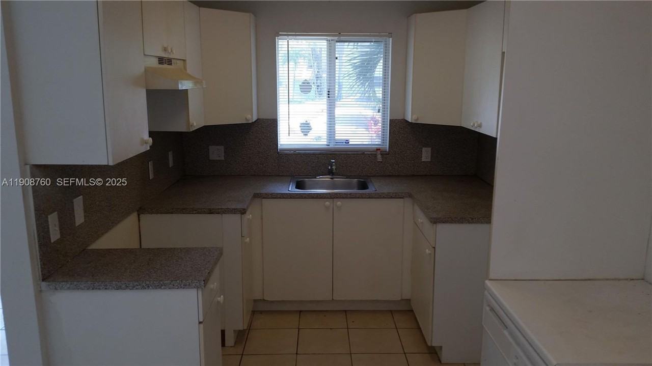 13950 Ne 2nd Ave ## 1a