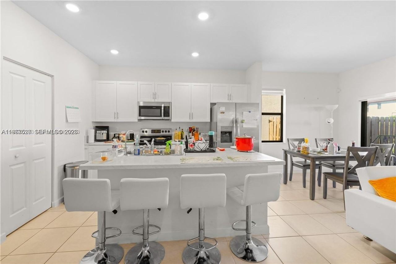 25449 Sw 108th Ct - Photo 2 of 18