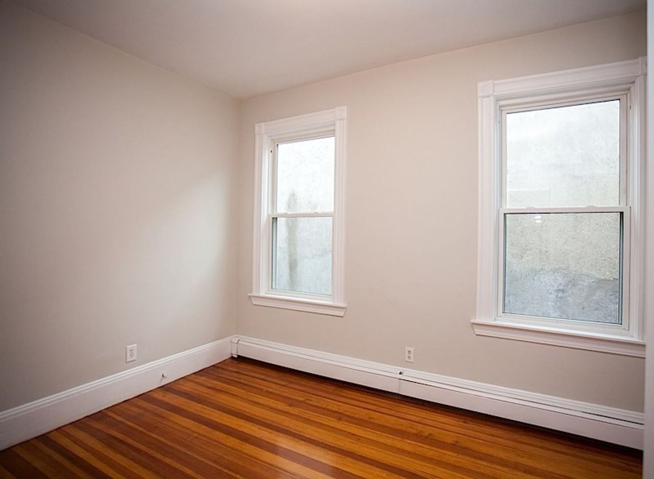 200B Harvard St - Photo 5 of 9