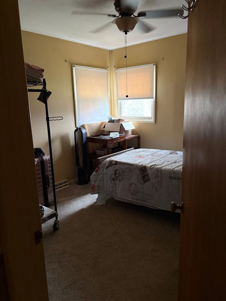 100 W 40th St - Photo 6 of 10