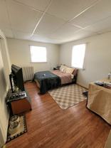 tf124 - Photo 1 of 1