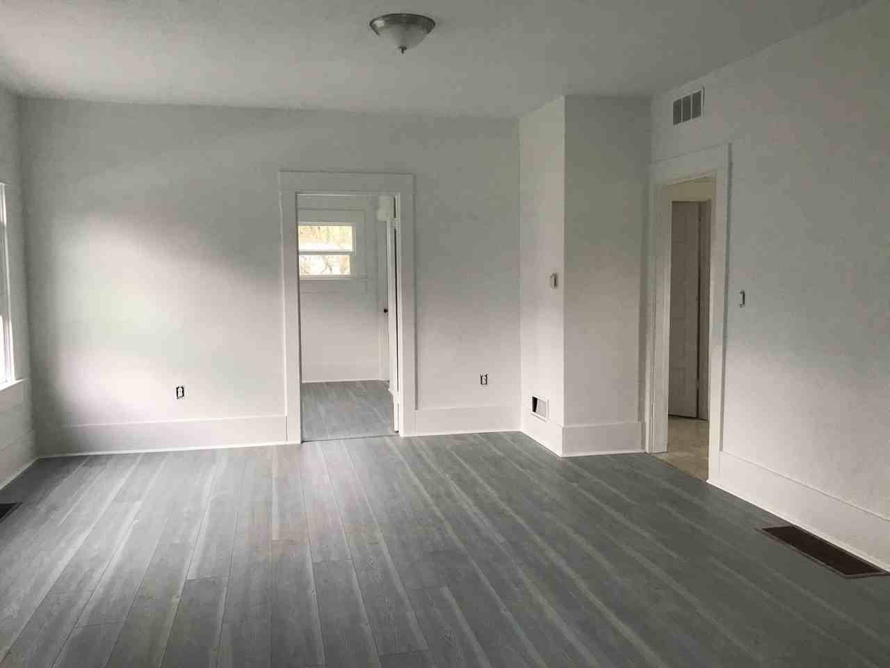 1716 Birch St - Photo 4 of 16