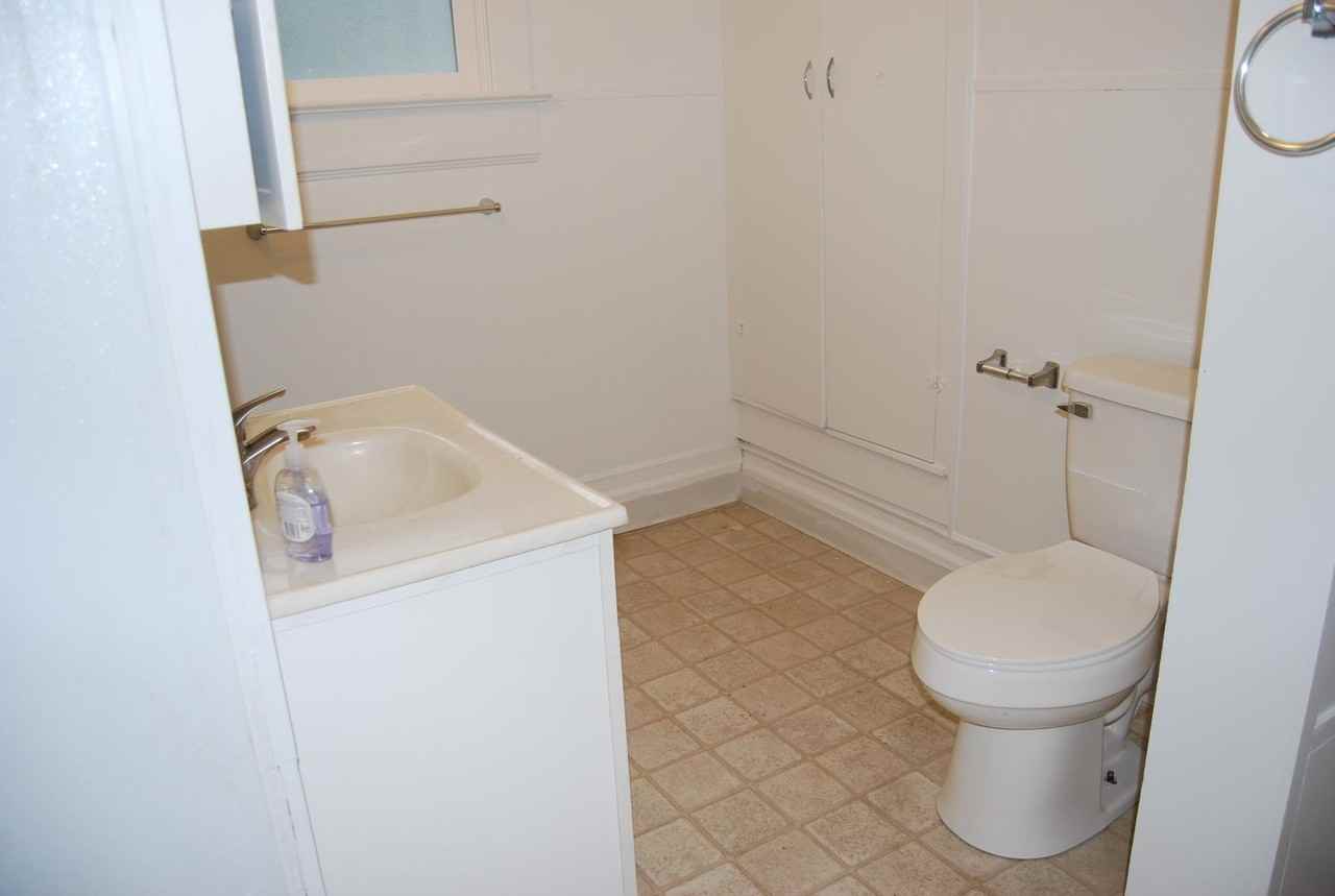 1716 Birch St - Photo 7 of 16