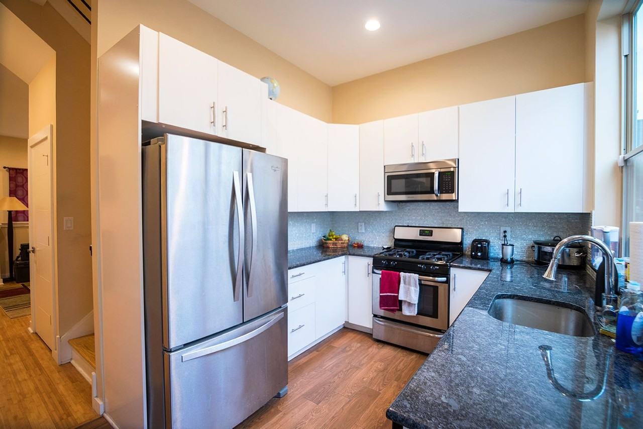 2209 League St - Photo 4 of 22