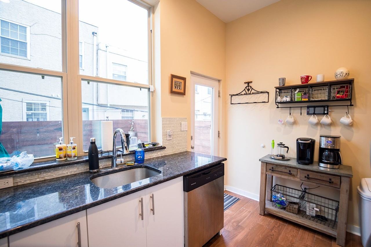 2209 League St - Photo 5 of 22