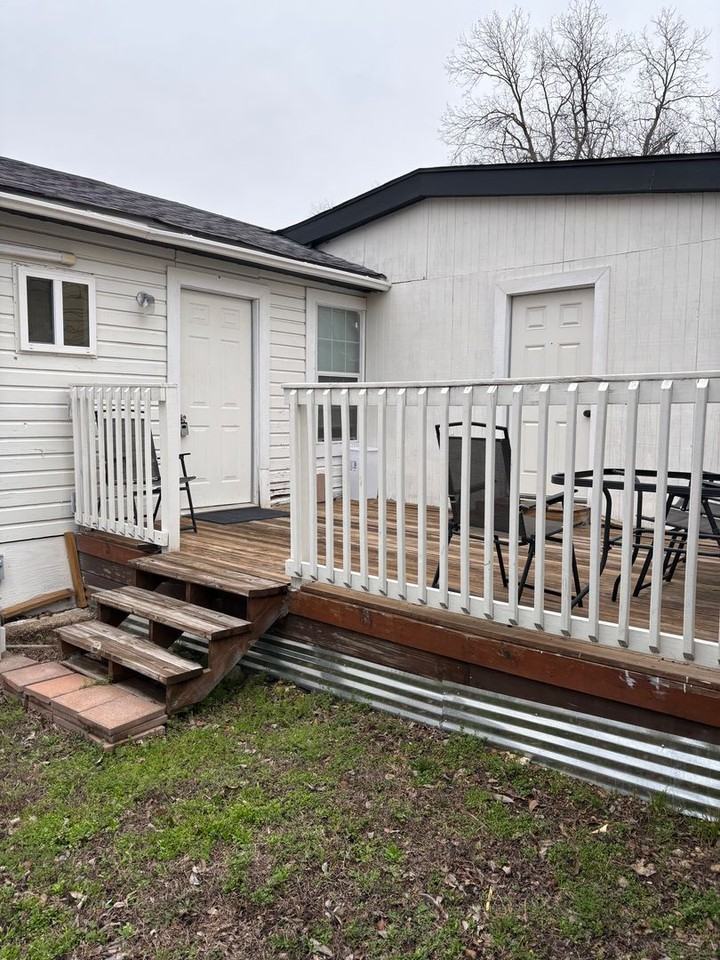 615 Parkview Ave - Photo 6 of 23