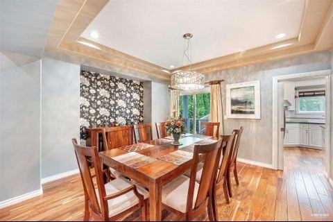 Dickens St - Photo 5 of 12